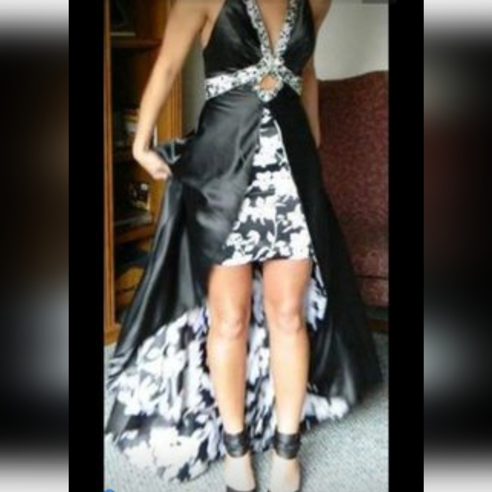 Tony Bowls Le Gala Dress